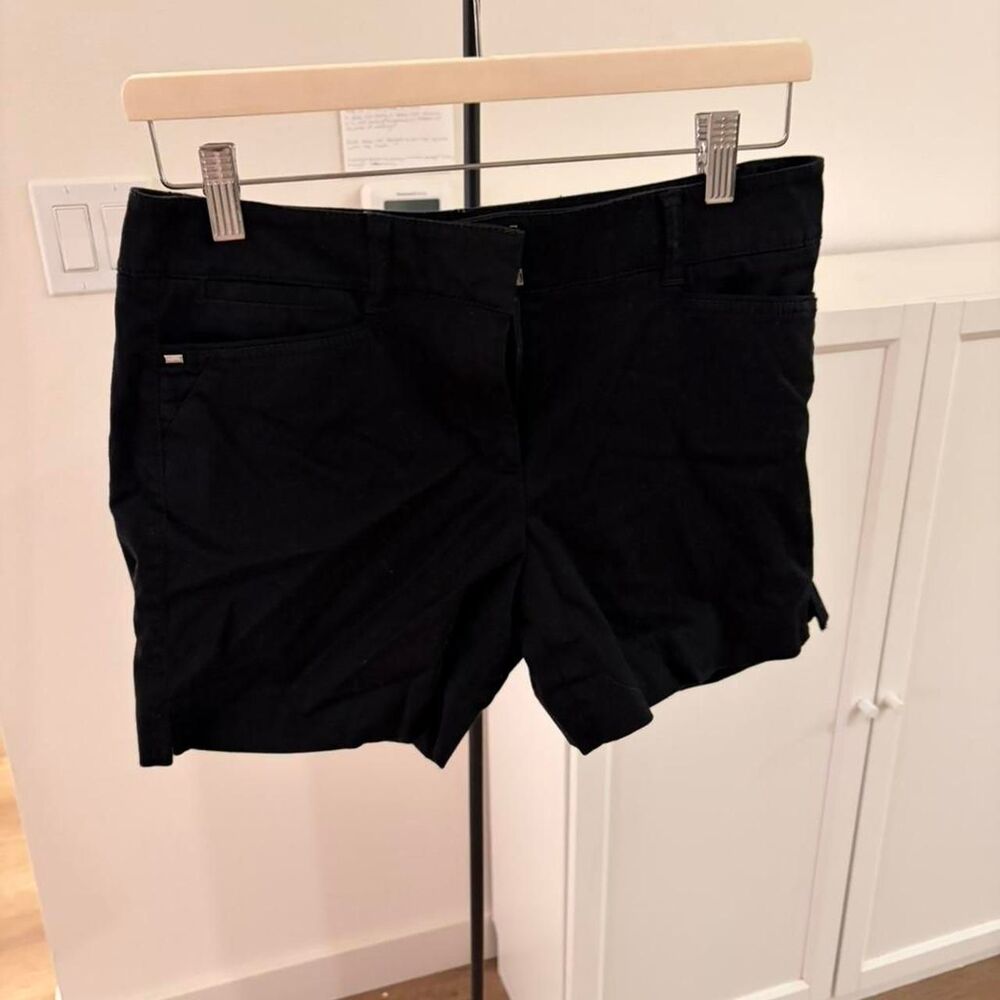 White House Black Market Black Tailored 5 Inch Shorts Women's Size 8 Short